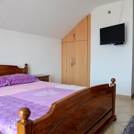 Guest House Ivana Tivat Bagian luar foto