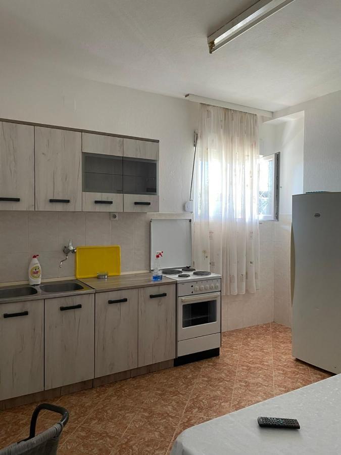 Guest House Ivana Tivat Bagian luar foto